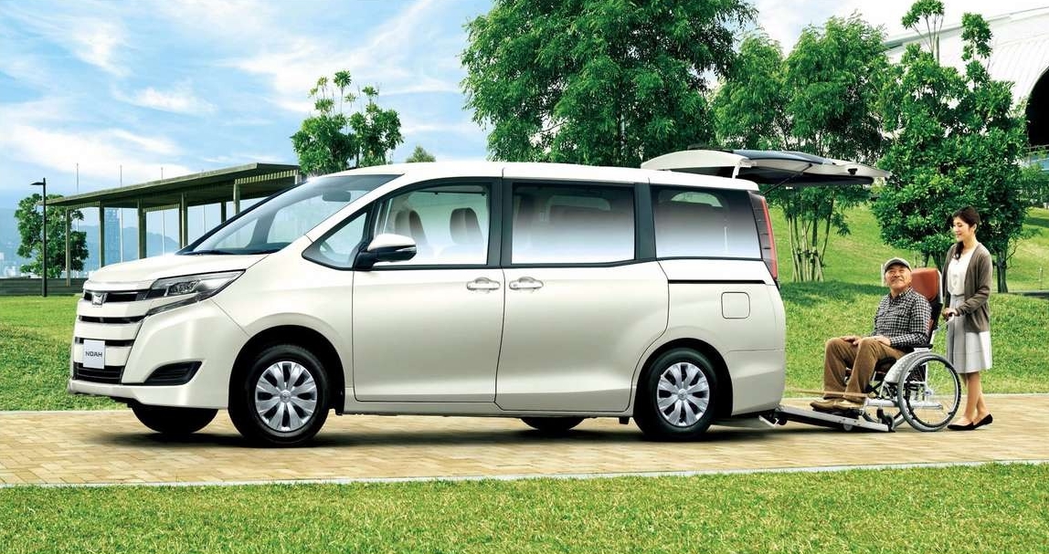 X(2WD)車いす仕様車(タイプ?)“車いす1脚仕様”