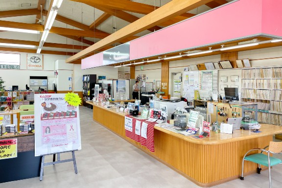 トヨタカローラ山形上山店紹介ページです。