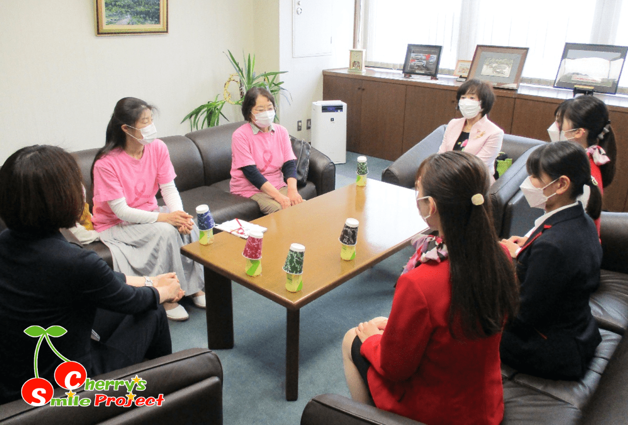 ピンクのチューリップ♡　コーデュロイ　大きいサイズ　ヴィンテージスーツ　黒 ゼロプレッシャースーツ【テーパードパンツ】【セットアップ着用可