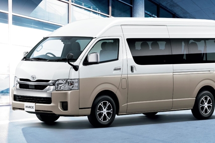 トヨタカローラ山形のハイエースワゴン車種情報ページです。