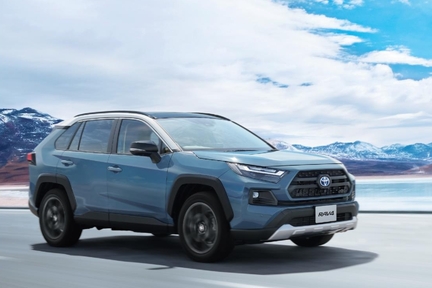 トヨタカローラ山形のRAV4車種情報ページです。