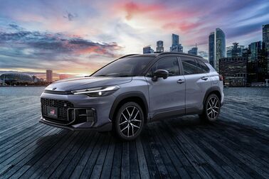 トヨタカローラ山形のカローラクロス車種情報ページです。