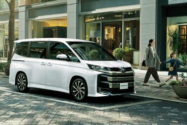 トヨタカローラ山形のノア車種情報ページです。
