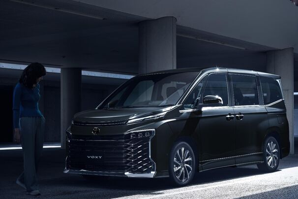 トヨタカローラ山形のヴォクシー車種情報ページです。