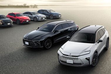 トヨタカローラ山形のクラウンエステート車種情報ページです。