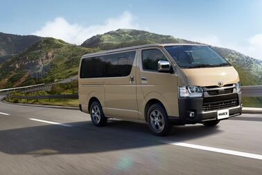 トヨタカローラ山形のハイエースバン車種情報ページです。