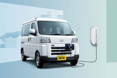 トヨタカローラ山形の軽自動車ピクシスバンに電気自動車登場。