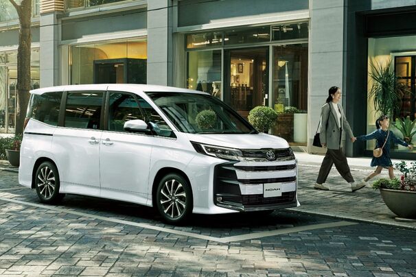 トヨタカローラ山形のノア車種情報ページです。