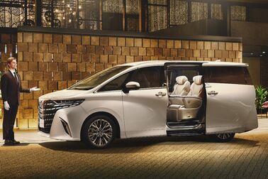 トヨタカローラ山形のアルファード車種情報ページです。
