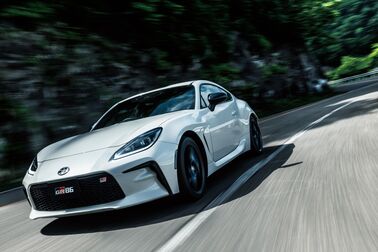 トヨタカローラ山形のGR86車種情報ページです。
